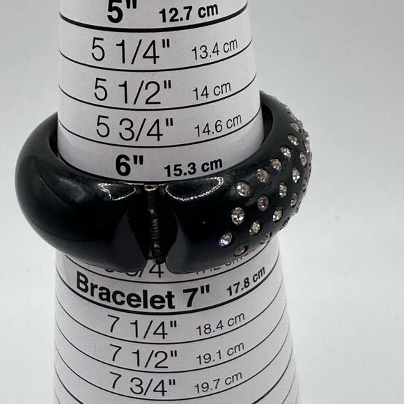 Vintage Weiss Two Bracelets Cream & Black Rhinestone Clamper Thermoset SMALL - Picture 8 of 14